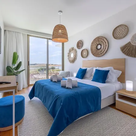 Bayline - Bhyat Luxe Apartmán *