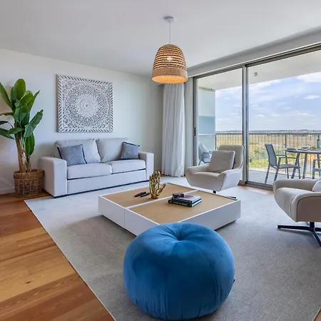 Bayline - Bhyat Luxe *