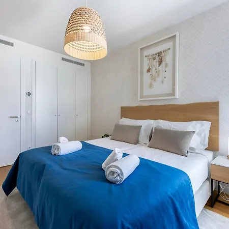 Bayline - Bhyat Luxe Apartmán